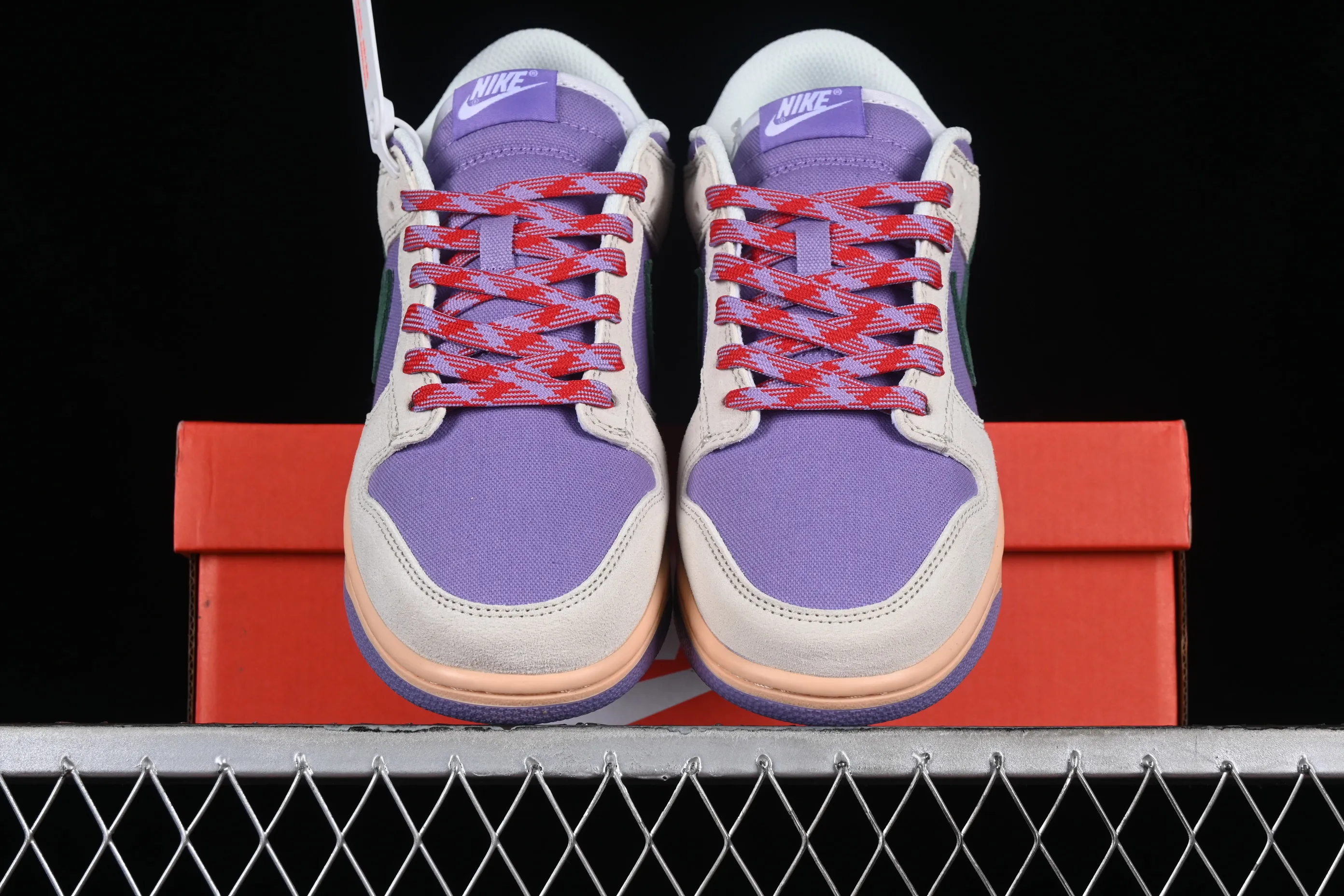 All Categories Nk SB Dunk Series Nk SB Dunk Low Low-top sneakers Nk SB Dunk Low Taro Purple Black Hook Low-top casual sports skateboard shoes HF5030-030